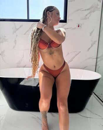 Woah vicky leaked private photo uncensored HD quality