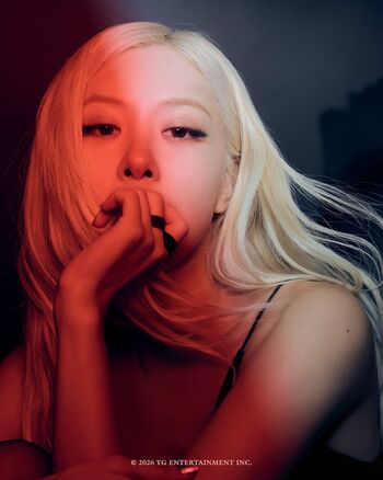 Womenk pop page leaked private photo uncensored HD quality
