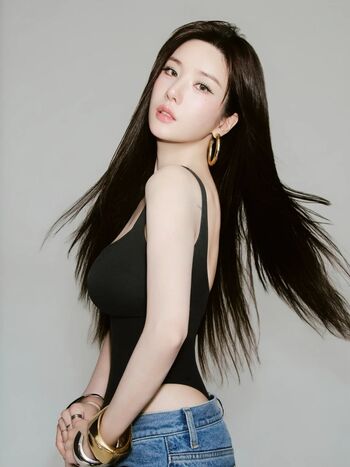 Womenk pop page leaked private photo uncensored HD quality