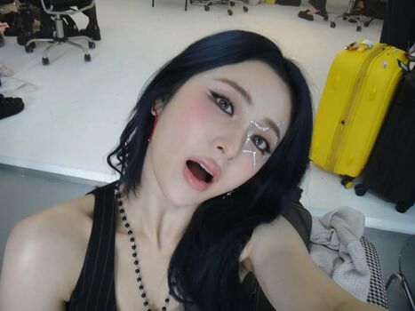 Womenk pop page leaked private photo uncensored HD quality