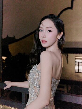 Womenk pop leaked private photo uncensored HD quality