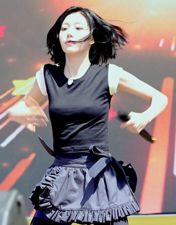 Womenk pop leaked private photo uncensored HD quality