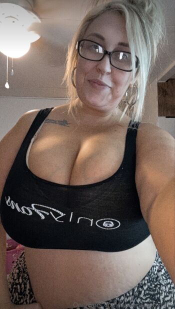 Wvqueenb leaked private photo uncensored HD quality