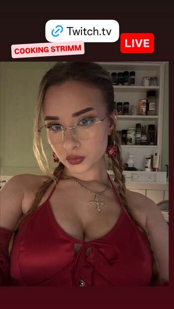 Yaboielina page leaked private photo uncensored HD quality