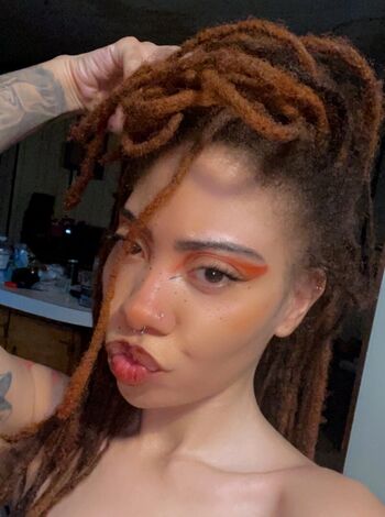 Yourbestgrljade leaked private photo uncensored HD quality