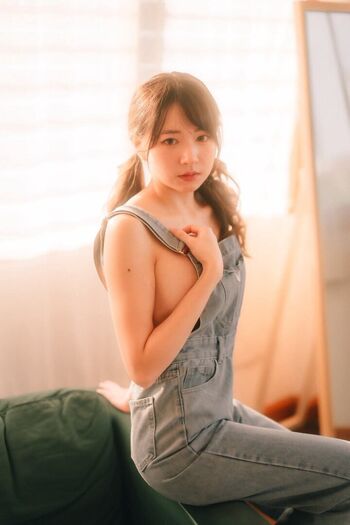 Yunjing saehun page leaked private photo uncensored HD quality