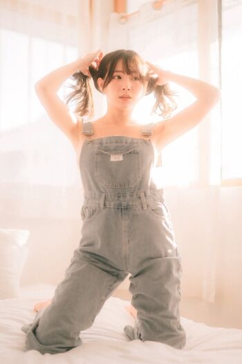 Yunjing saehun page leaked private photo uncensored HD quality