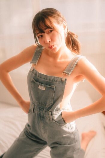 Yunjing saehun page leaked private photo uncensored HD quality