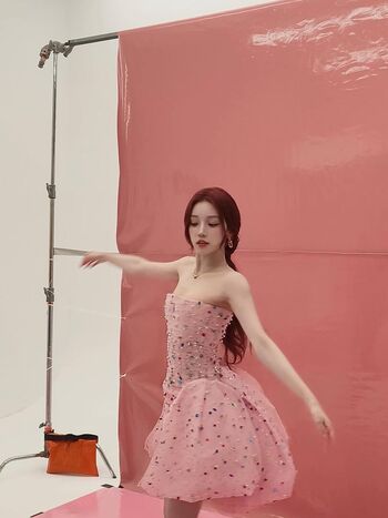 Yuqi page leaked private photo uncensored HD quality