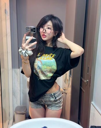Yurasweb  page leaked private photo uncensored HD quality