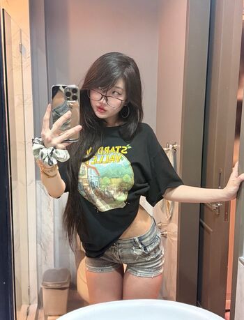 Yurasweb  page leaked private photo uncensored HD quality