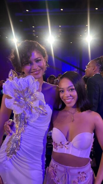 Zendaya page leaked private photo uncensored HD quality