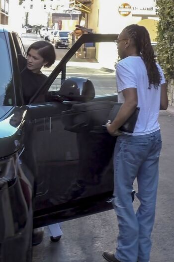 Zendaya page leaked private photo uncensored HD quality