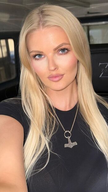 Ziennaeve leaked private photo uncensored HD quality