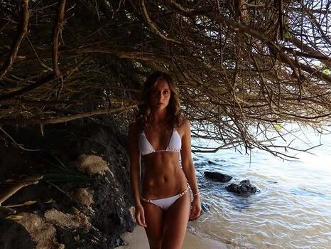 Zoe simmons leaked private photo uncensored HD quality